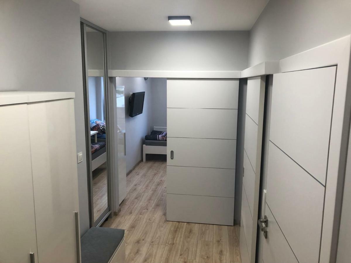 Klimatyzowany Apartament Roma Z Garazem Podziemnym Kielce Exterior photo
