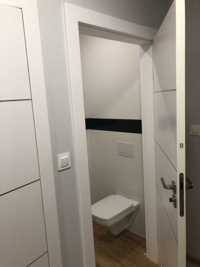 Klimatyzowany Apartament Roma Z Garazem Podziemnym Kielce Exterior photo