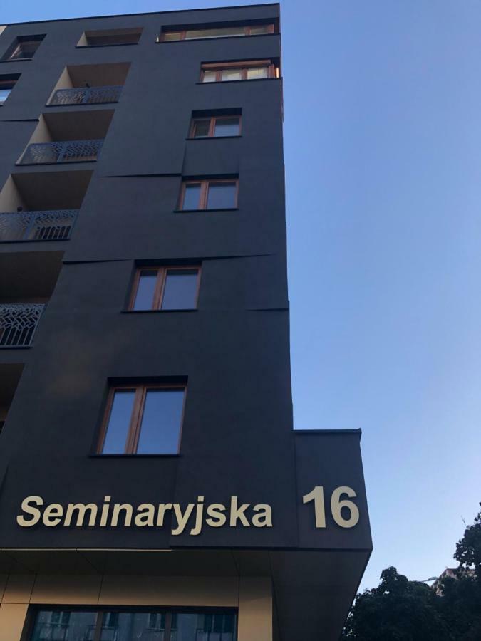 Klimatyzowany Apartament Roma Z Garazem Podziemnym Kielce Exterior photo