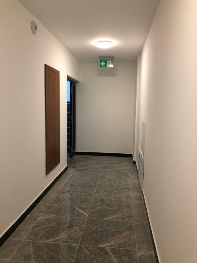 Klimatyzowany Apartament Roma Z Garazem Podziemnym Kielce Exterior photo