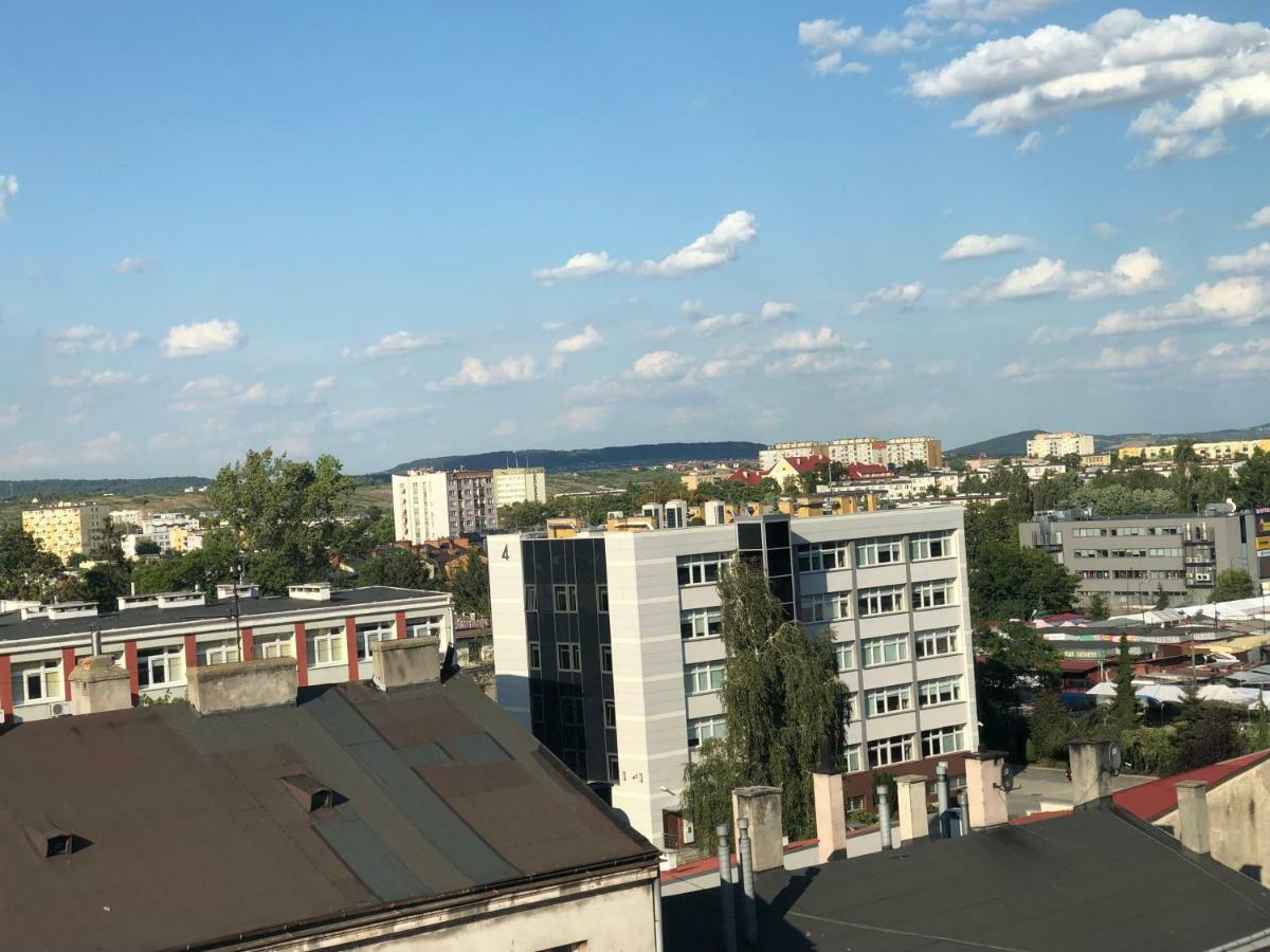 Klimatyzowany Apartament Roma Z Garazem Podziemnym Kielce Exterior photo